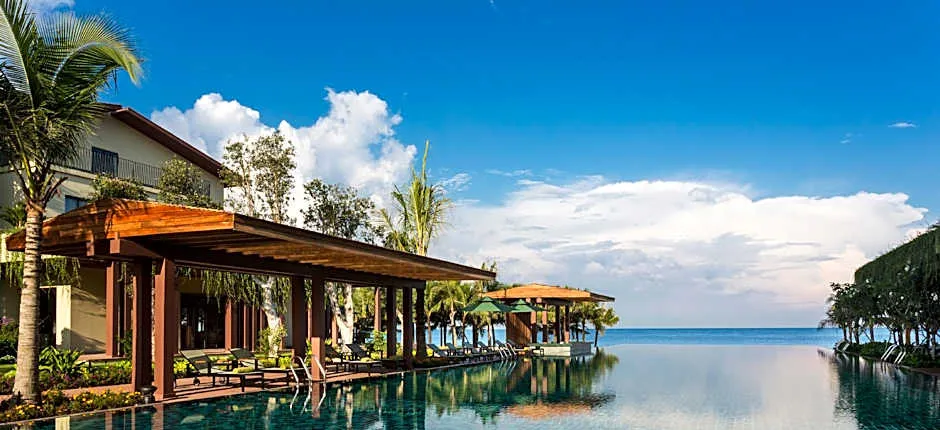 Dusit Princess Moonrise Beach Resort