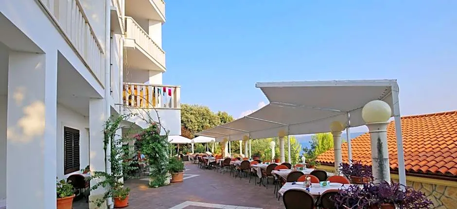 Depadansa Hotel Lucija***