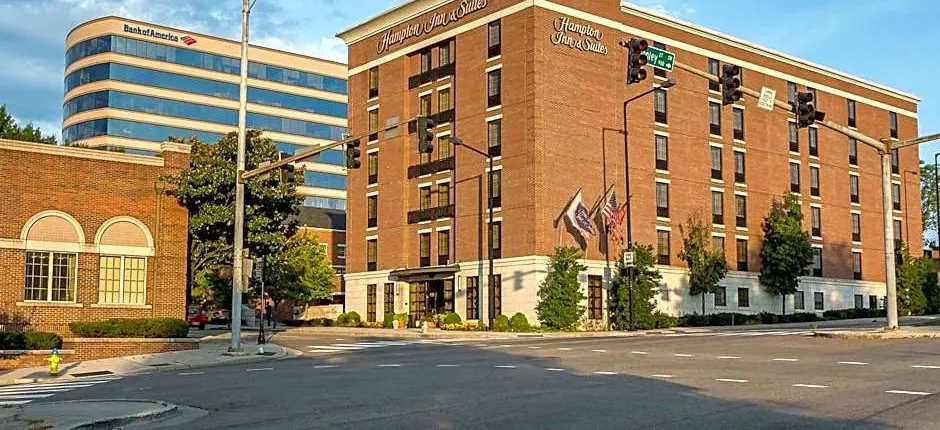 Hampton Inn By Hilton and Suites Knoxville-Downtown, TN