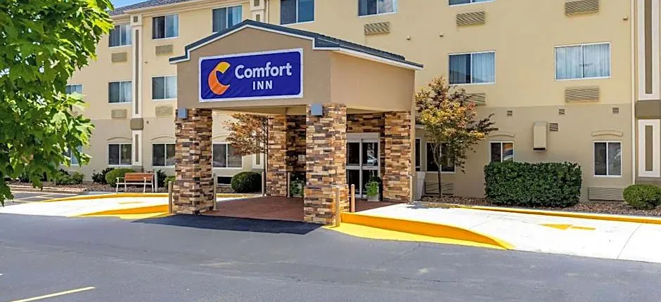 Comfort Inn South Tulsa - Woodland Hills