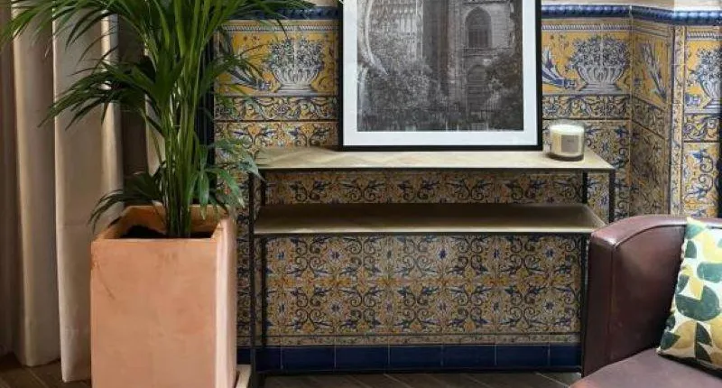 The Honest Hotel & Apartments