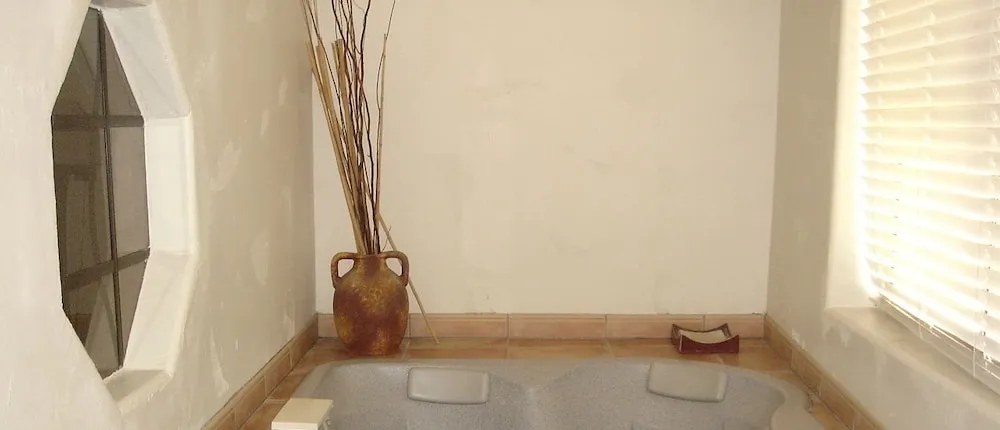 CJ Grand Hotel & Spa