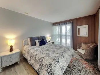 Shabby-chic Peak, Bonita Springs