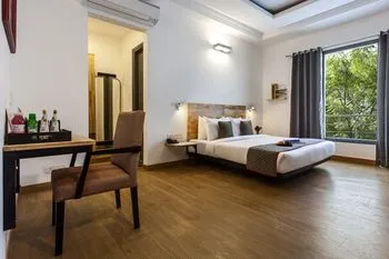 OYO Townhouse Southend Sohna Road
