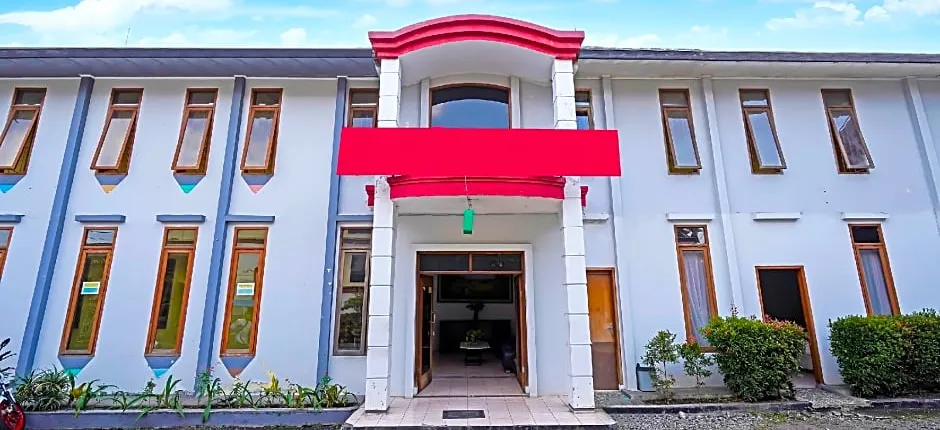 OYO Life 92835 Maya Adipuri