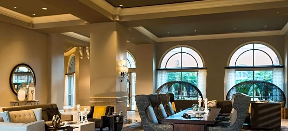 Renaissance by Marriott Tampa International Plaza Hotel