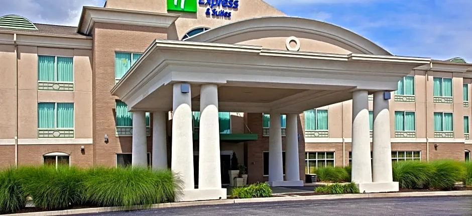 Holiday Inn Express Hotel & Suites Greenwood By IHG