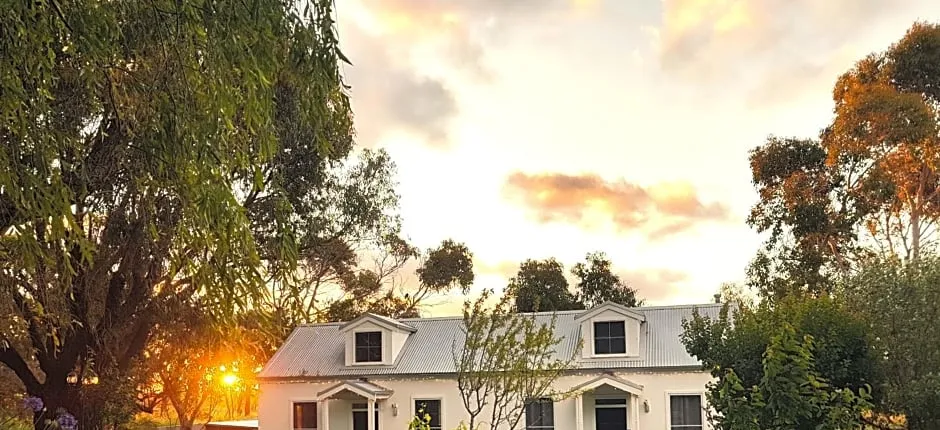 Clonmara Country House and Cottages