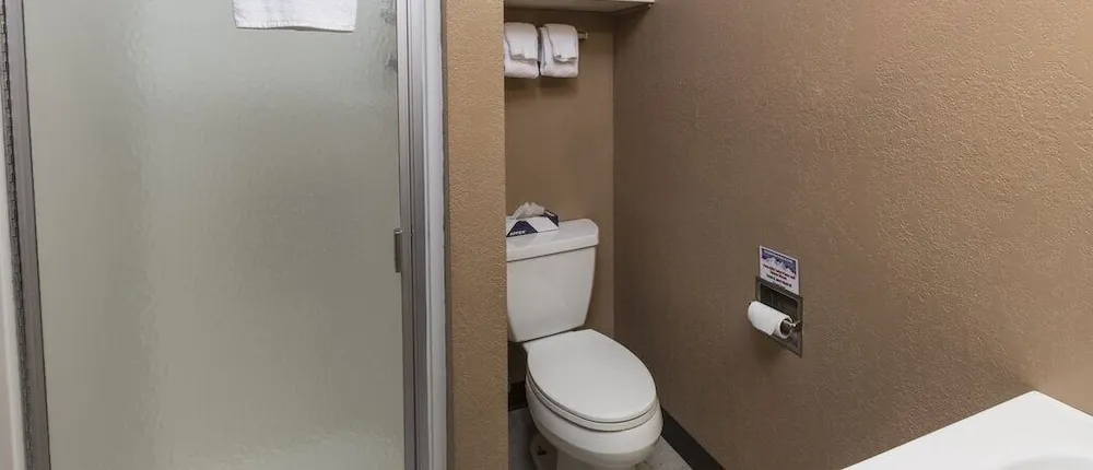 Hibernation House 109 1 Bedroom Hotel Room