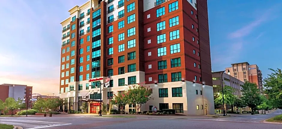Hampton Inn By Hilton & Suites National Harbor/Alexandria Area