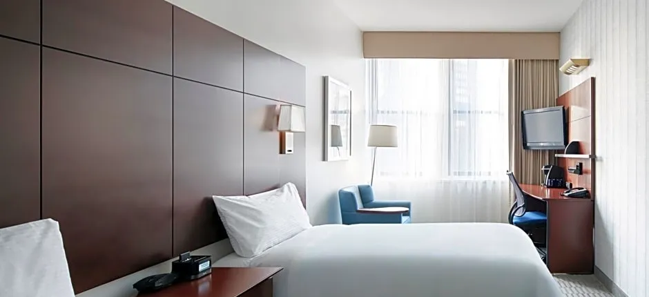 Central Loop Hotel