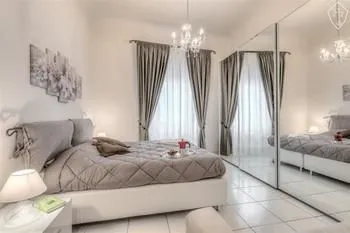 Signoria Elegant