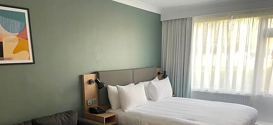 Holiday Inn Newport By IHG