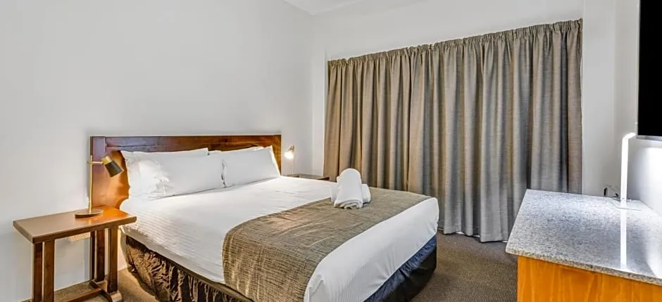Rockhampton Riverside Central Hotel