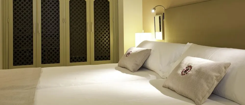 VINCCI ALBAYZIN HOTEL