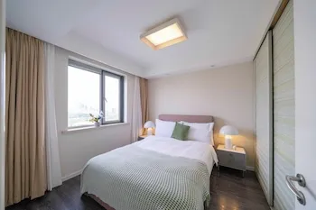 Tyms Luxury 3BR 2BA APT Garden, Shanghai