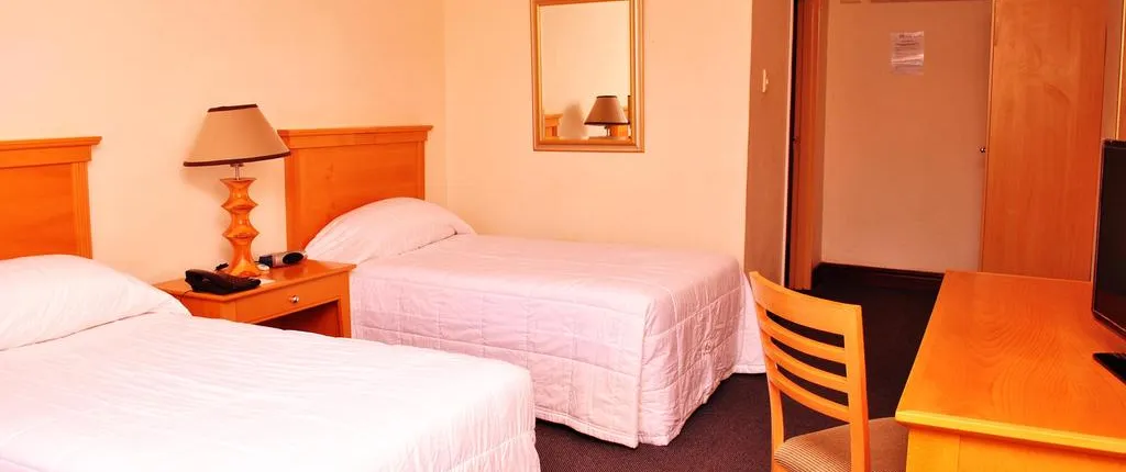THE GEORGE HOTEL