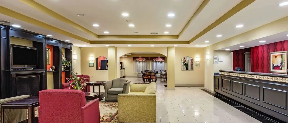 La Quinta Inn & Suites by Wyndham Canton MS