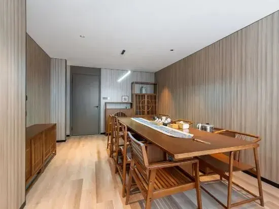 Shanghai Xujiahui 80,000 Stadium Quli Hotel