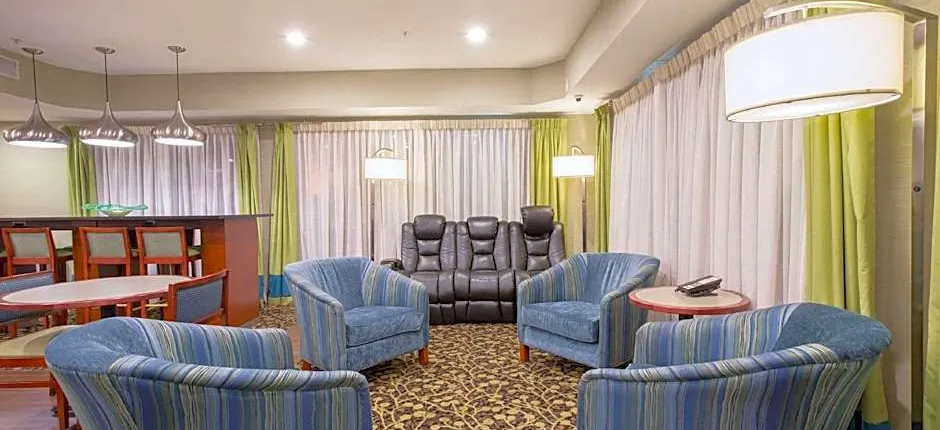 Baymont by Wyndham Thornton