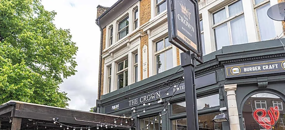 PubLove @ The Crown, Battersea