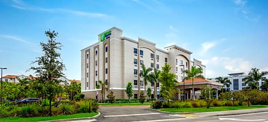 Holiday Inn Express & Suites - Miramar By IHG