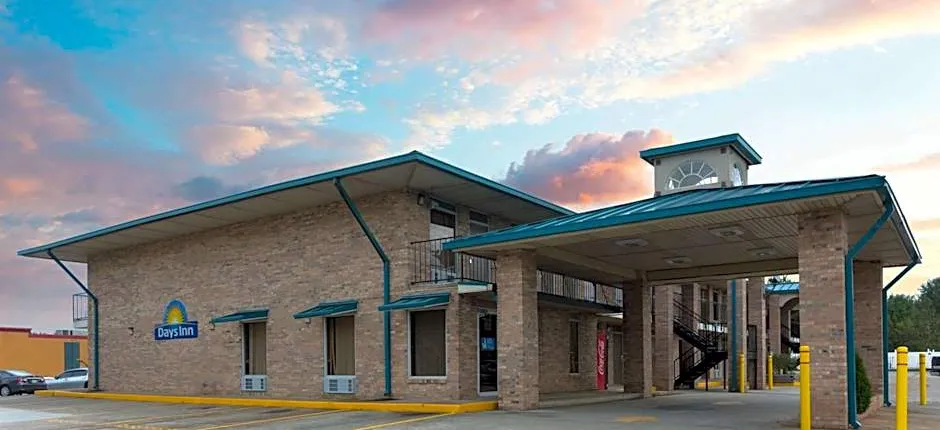 Days Inn by Wyndham Forest