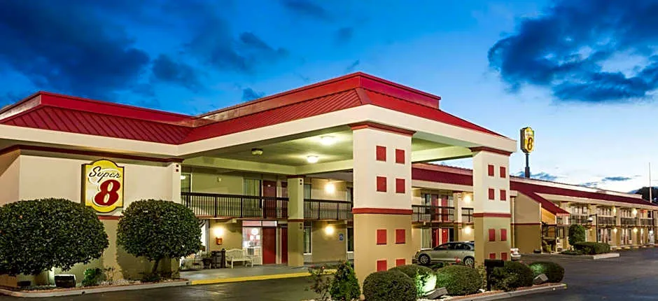 Super 8 by Wyndham Tifton