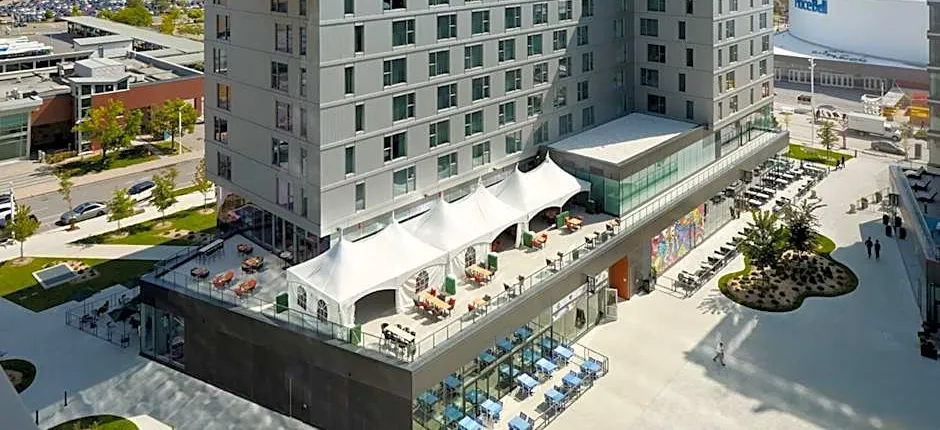 Courtyard by Marriott Montreal Laval