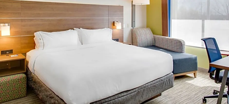 Holiday Inn Express Hotel & Suites Chickasha By IHG