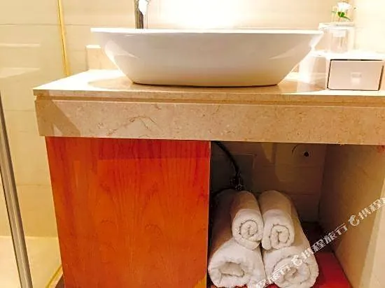 Longcheng Boutique Hotel