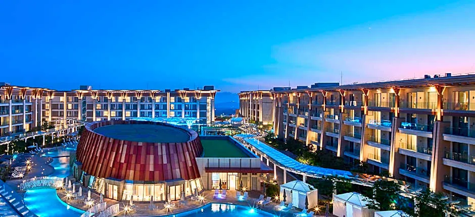 Marriott Jeju Shinhwa World Hotel