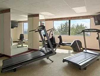 Howard Johnson Inn and Conference Center Salem