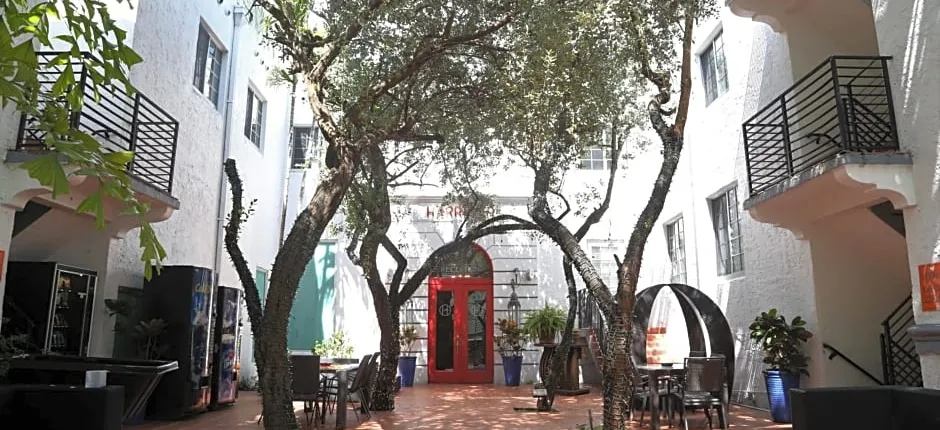 Hotel Harrison