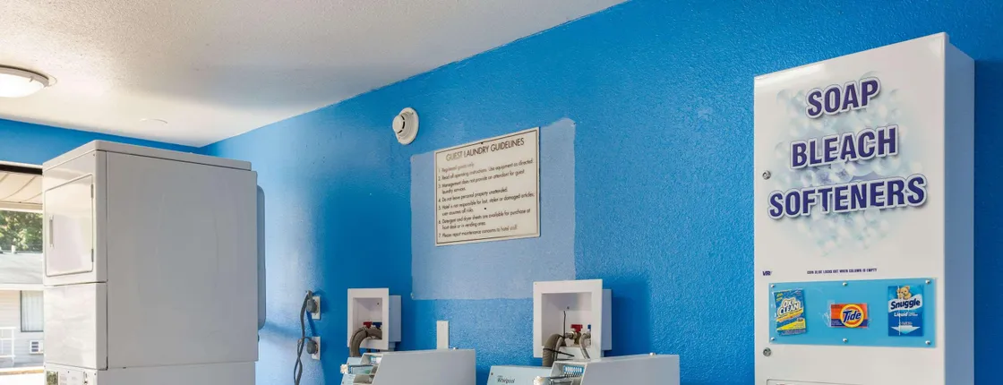Motel 6 Cross Lanes, WV–Goff Mountain Rd