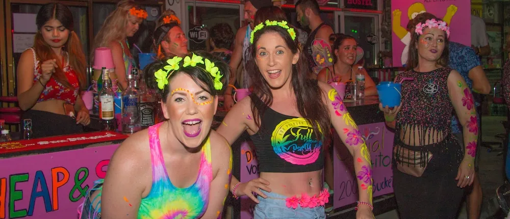 Wild & Wandering Backpacker & Bar