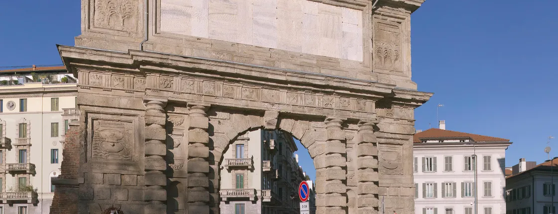 Arco Romana