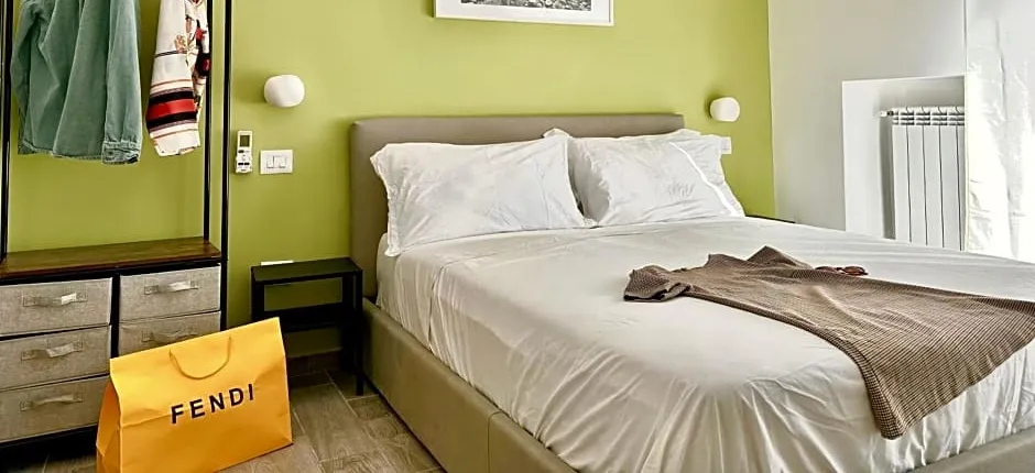 Room Center Sorrento Baby