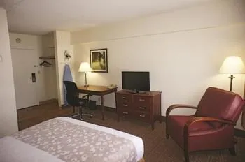 La Quinta Inn & Suites New Haven
