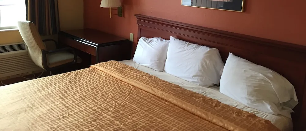 Budget Inn Toledo Maumee