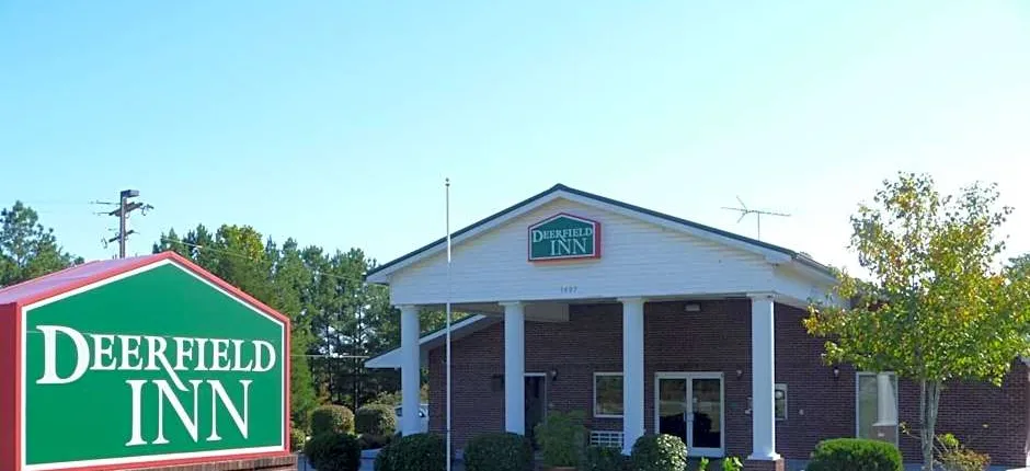 Deerfield Inn and Suites - Fairview