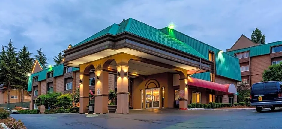 Sutton Suites Hotel