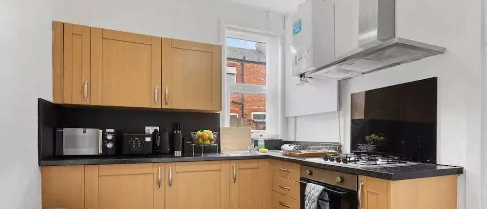 Family - Sleeps 6 - Garden - Parking