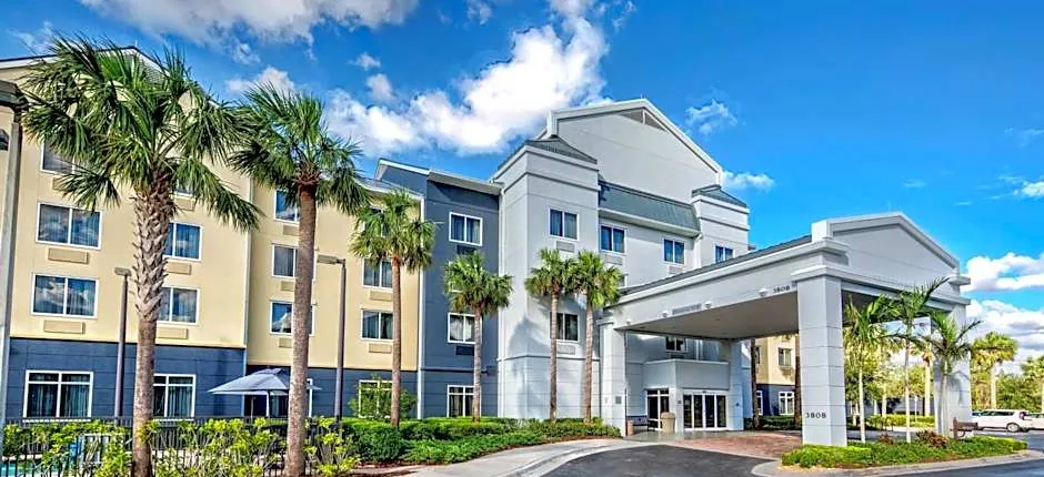 Fairfield Inn & Suites by Marriott Naples