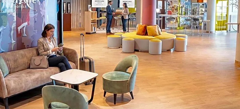 Mercure Paris Massy Gare TGV