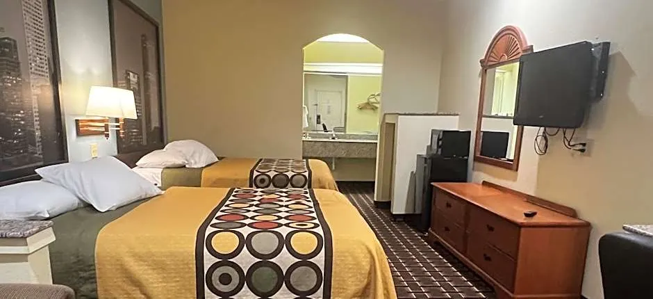 Super 8 by Wyndham Stafford Sugarland Area