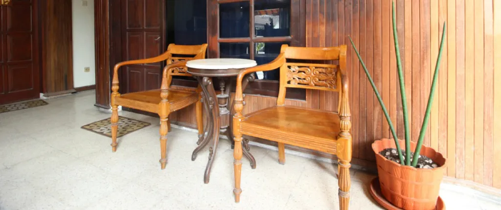 RedDoorz @ Mantrijeron 2