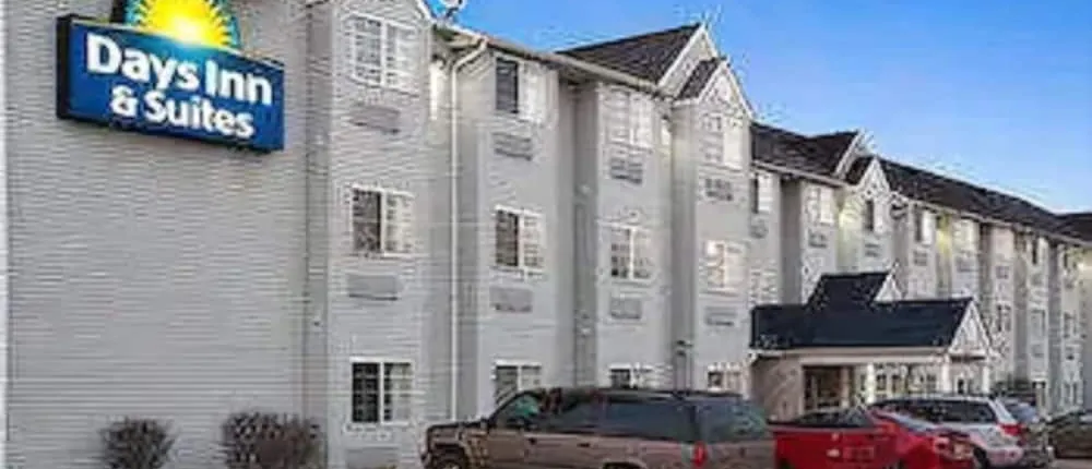 Days Inn & Suites by Wyndham Lafayette IN