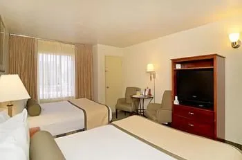 Best Western Plus Lawton Hotel & Convention Center