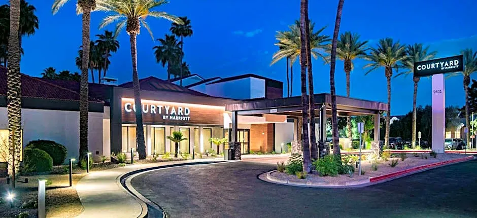Courtyard by Marriott Phoenix North